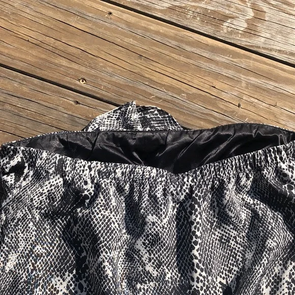 Python Romper by Express - Picture 3 of 14